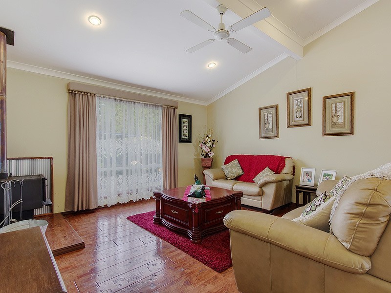 23 Passive Place, Barragup WA 6209