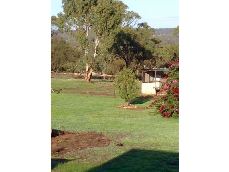 272 Bullara Street, Cuballing WA 6311