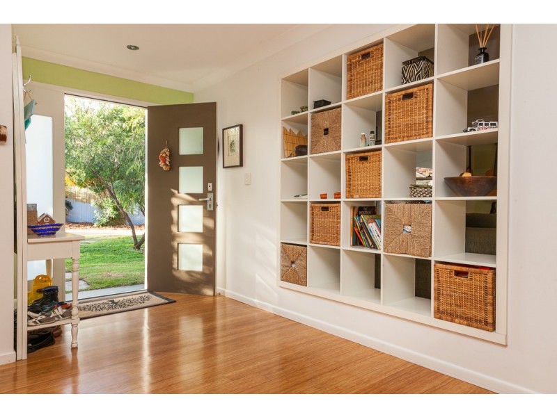 64 Kindara Street, Amity Point QLD 4183