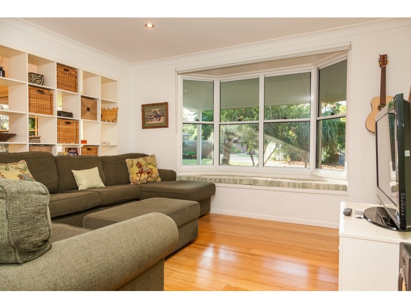 64 Kindara Street, Amity Point QLD 4183