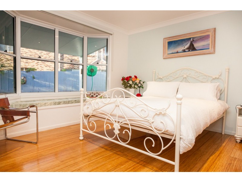 64 Kindara Street, Amity Point QLD 4183