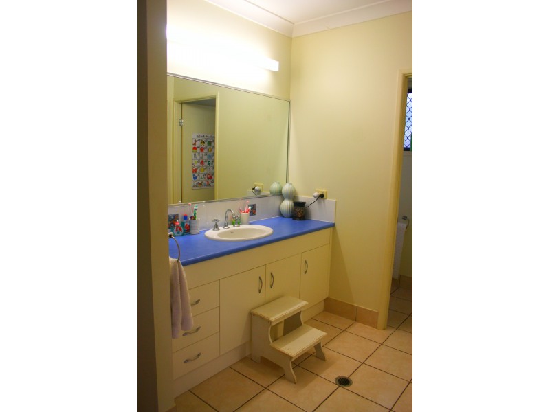 7-9 Burn Close, Gordonvale QLD 4865