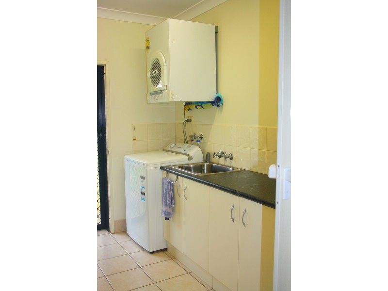 7-9 Burn Close, Gordonvale QLD 4865