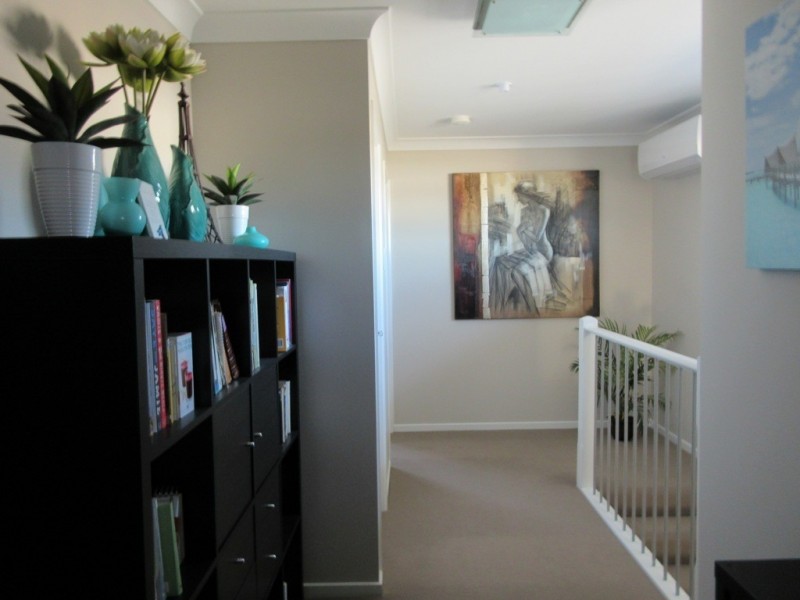 19 Hyssop Place, Springfield Lakes QLD 4300