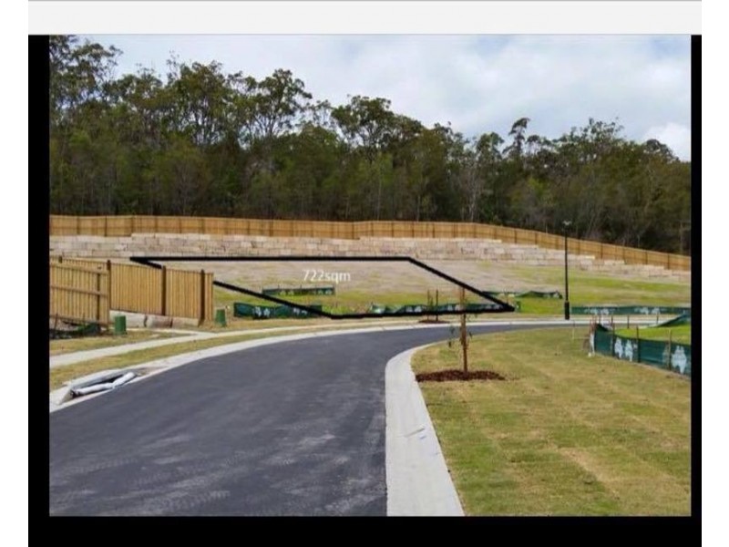 15 Tree View Crescent, Little Mountain QLD 4551