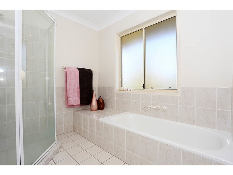 4 Rubeck Crt, Upper Coomera QLD 4209