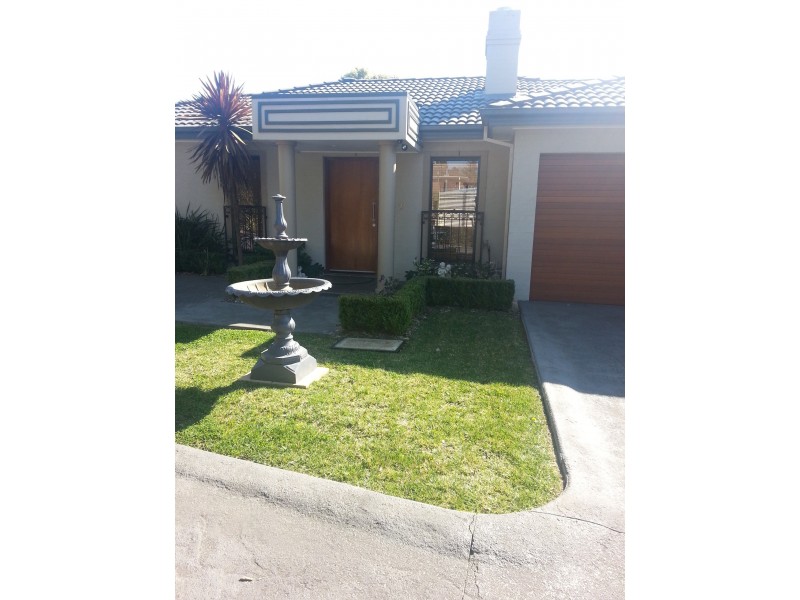 Unit 2/57  Purcell Street, Bowral NSW 2576