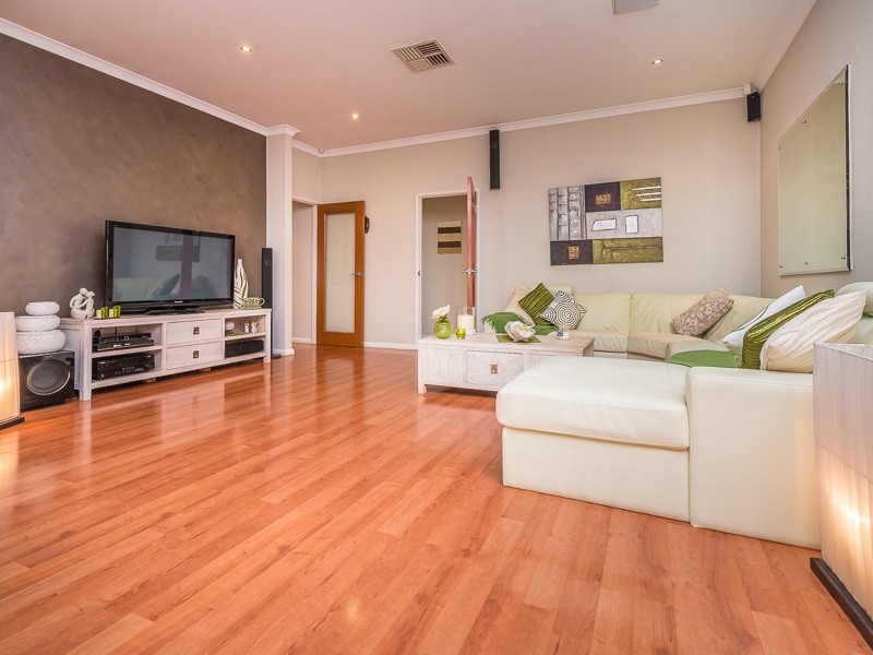 7 Buckden Street, Butler WA 6036