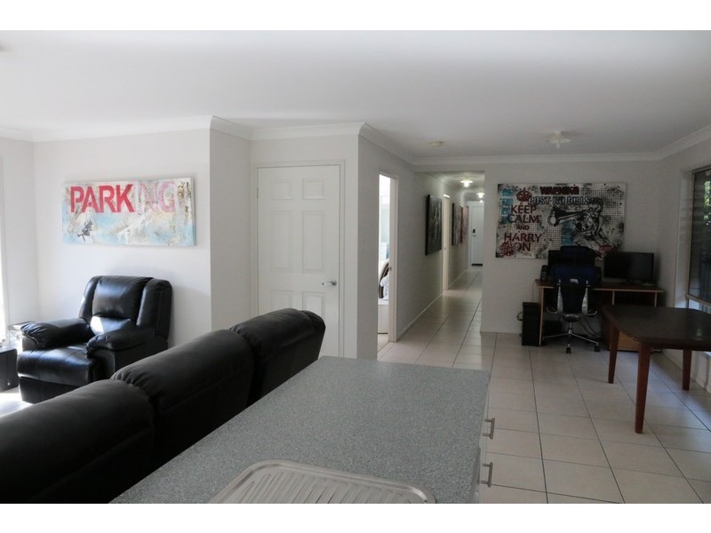 32 Bowen St, Deagon QLD 4017