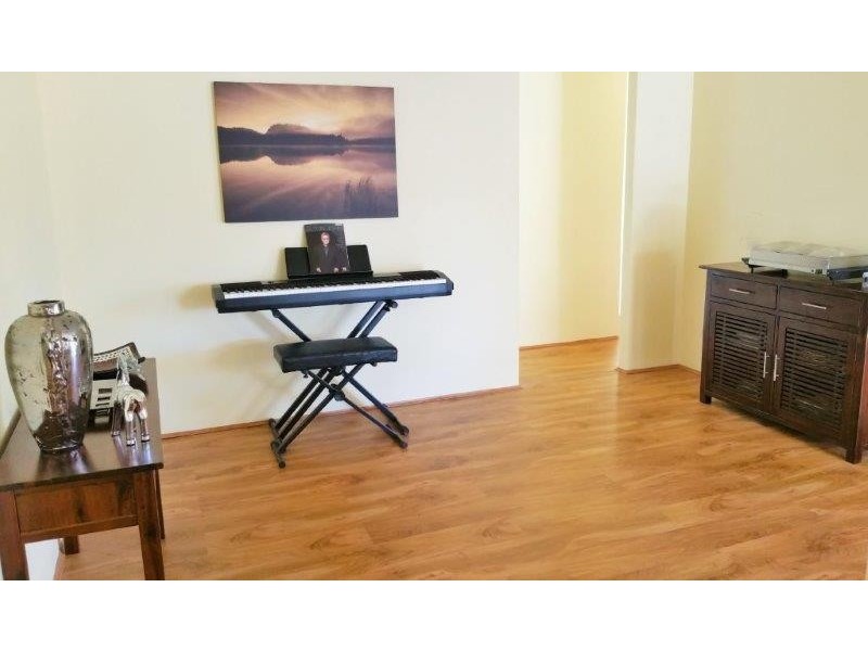 13 Rosella place, Gosnells WA 6110