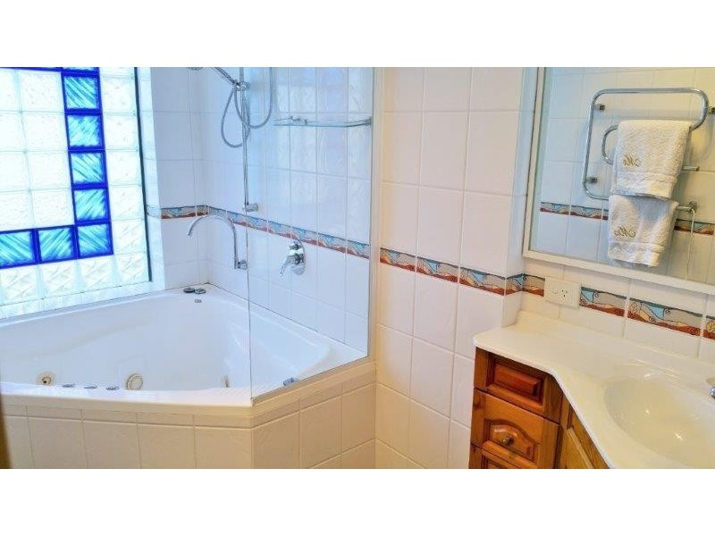 13 Rosella place, Gosnells WA 6110