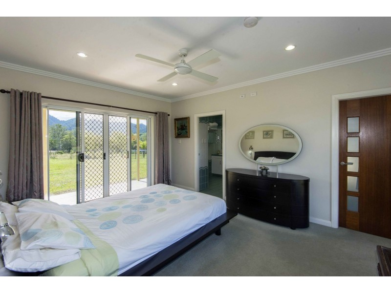 991 Owens Creek Loop Road, Owens Creek QLD 4741