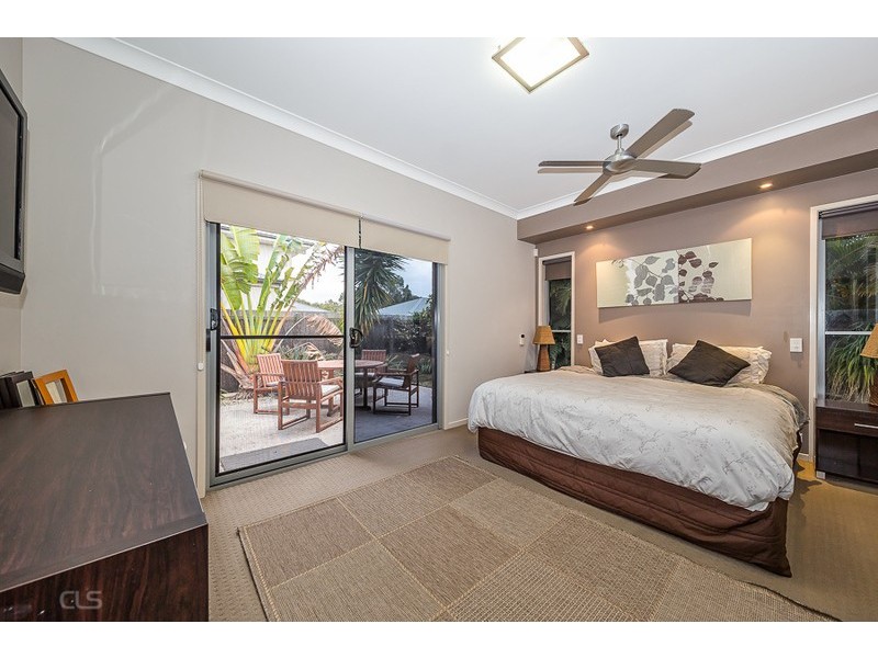 3  Bondi Court, Sandstone Point QLD 4511