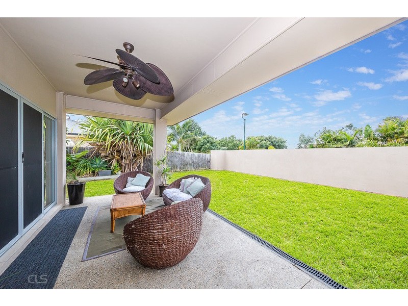 3  Bondi Court, Sandstone Point QLD 4511