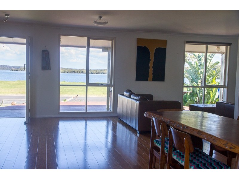 9 Crookhaven Drive, Greenwell Point NSW 2540