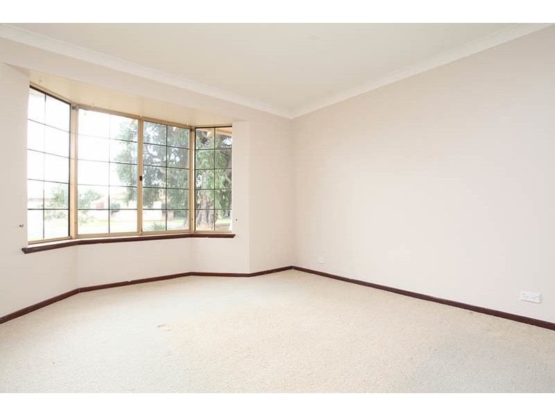 14 Abalone Crescent, Waikiki WA 6169