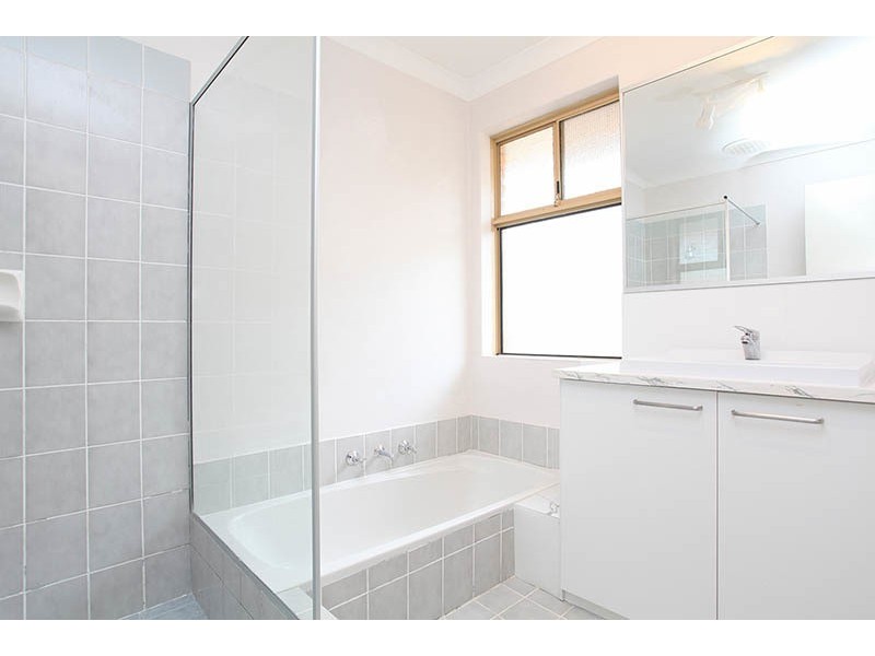 14 Abalone Crescent, Waikiki WA 6169