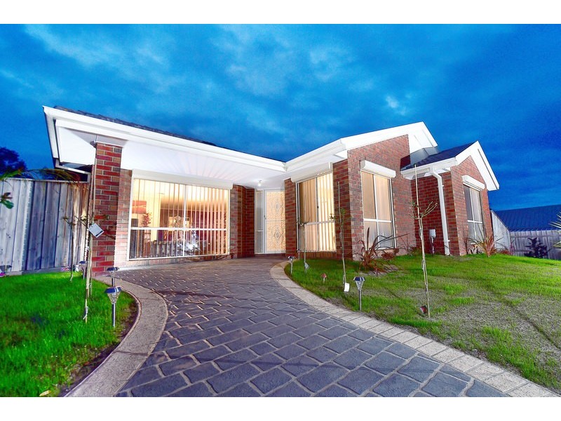 50 Cotoneaster Way, Langwarrin VIC 3910