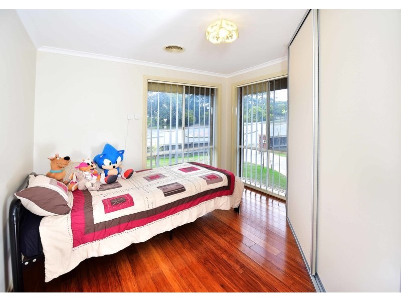 50 Cotoneaster Way, Langwarrin VIC 3910