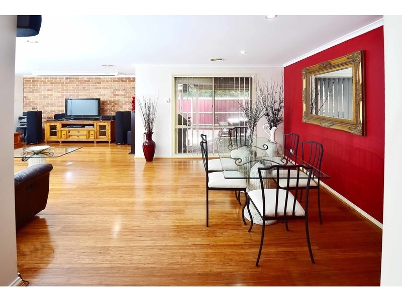 50 Cotoneaster Way, Langwarrin VIC 3910