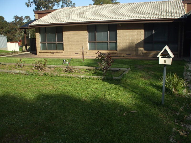 6 Flinders Crescent, Hackham SA 5163