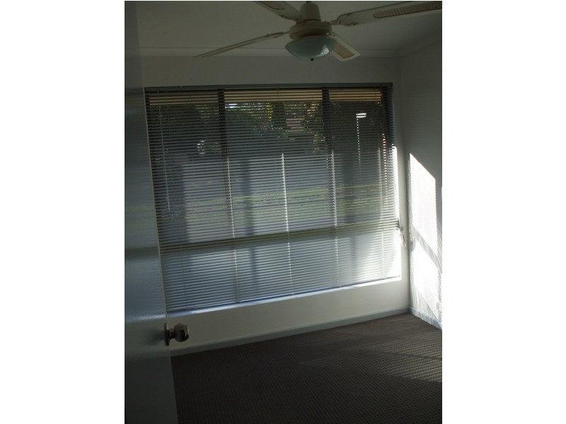 6 Flinders Crescent, Hackham SA 5163