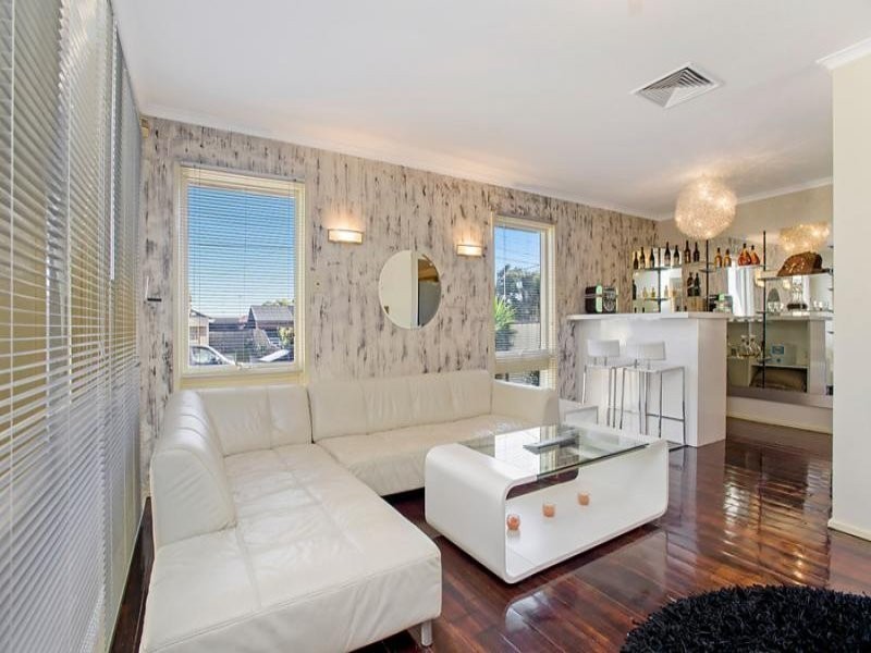 22 Grevillea Road, Kings Park VIC 3021