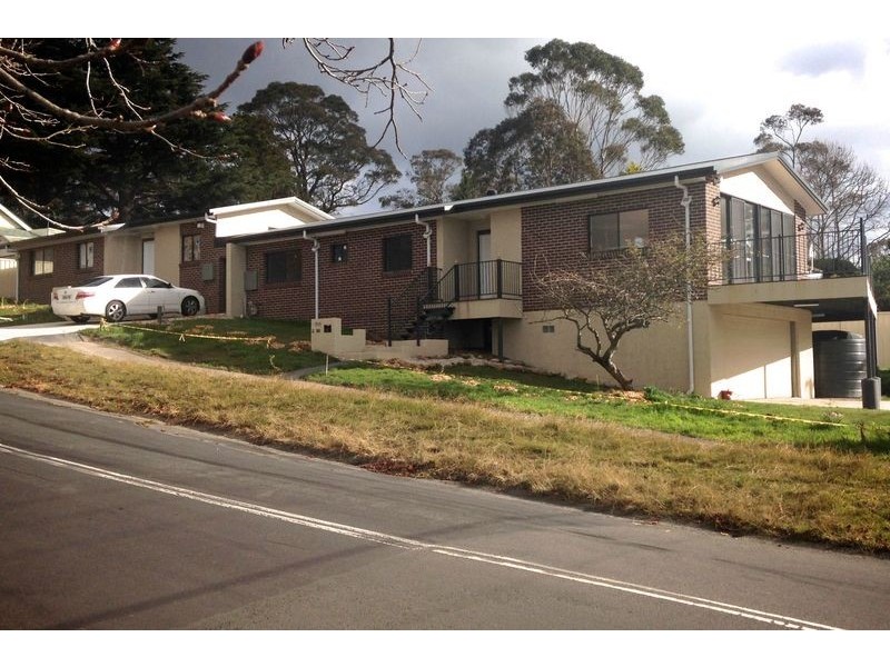 110 Barton Street, Katoomba NSW 2780