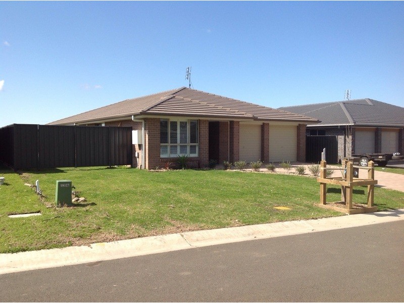 11 Bowerbird Street, South Nowra NSW 2541