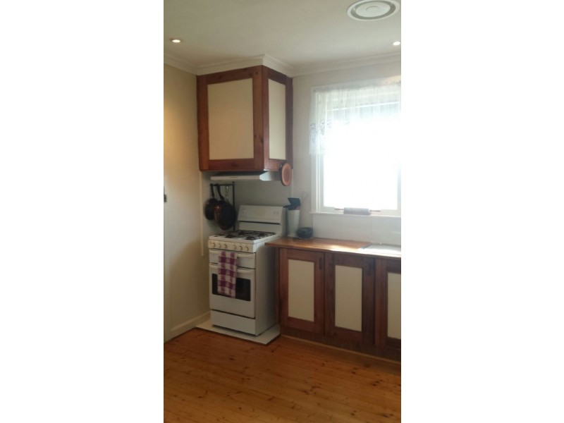 6 WREN ST, Norlane VIC 3214