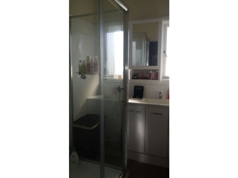 6 WREN ST, Norlane VIC 3214