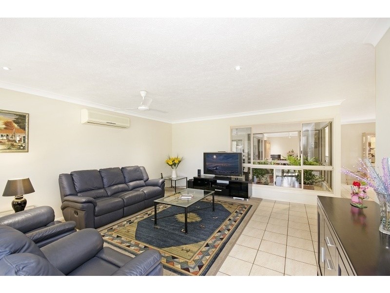 9 Bohemia Drive, Kirwan QLD 4817