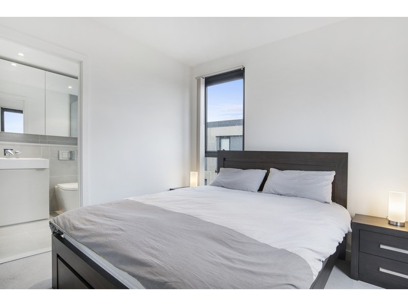602/2 Tweed St, Hawthorn VIC 3122