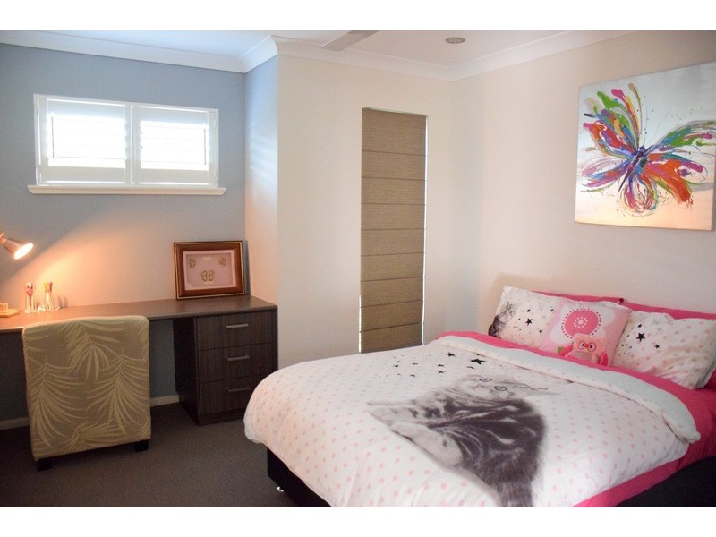 10 Rudd Street, Rural View QLD 4740