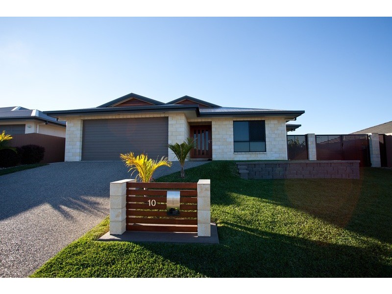 10 Rudd Street, Rural View QLD 4740