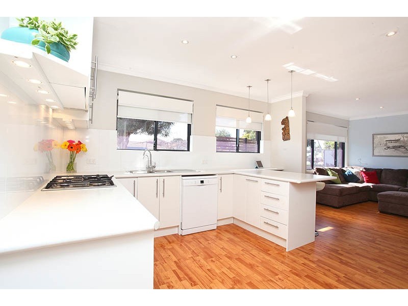 7 Solar Way, Carlisle WA 6101