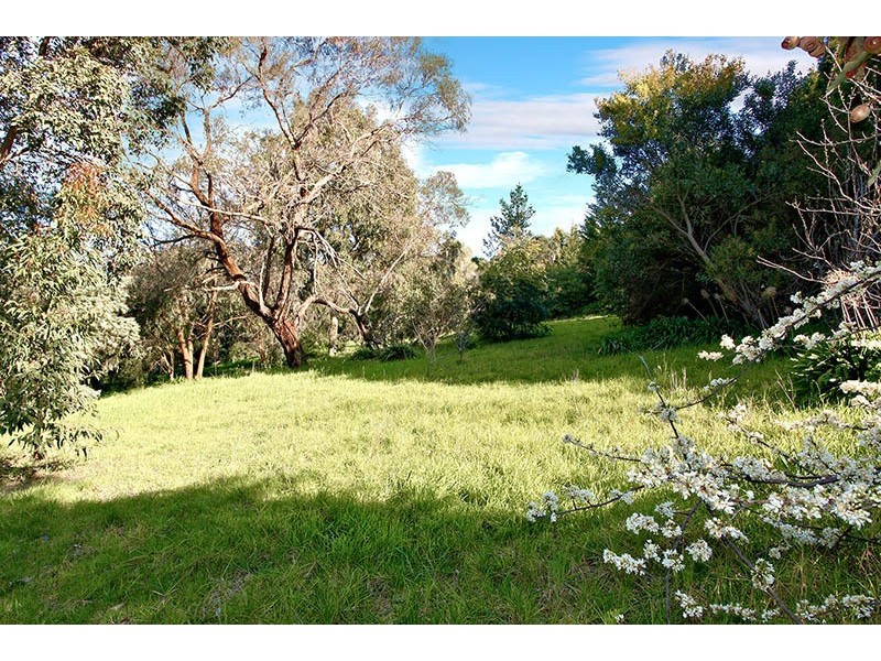 2 Vue Road, Mount Eliza VIC 3930