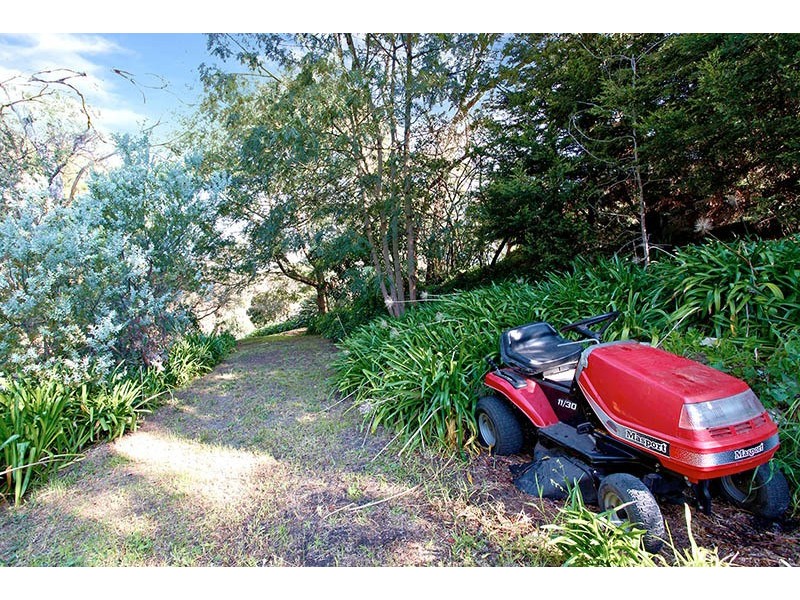 2 Vue Road, Mount Eliza VIC 3930