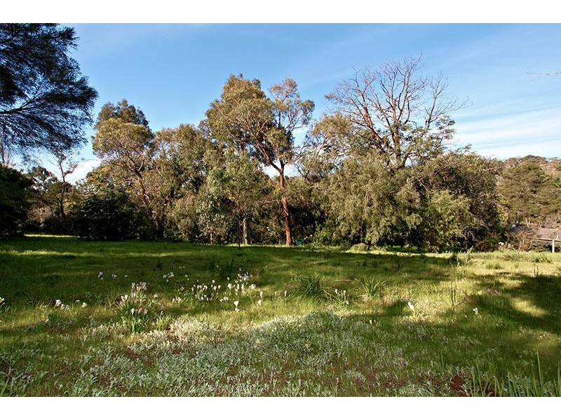 2 Vue Road, Mount Eliza VIC 3930