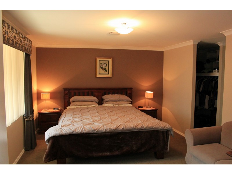 8 Willow Creek Drv, Denmark WA 6333