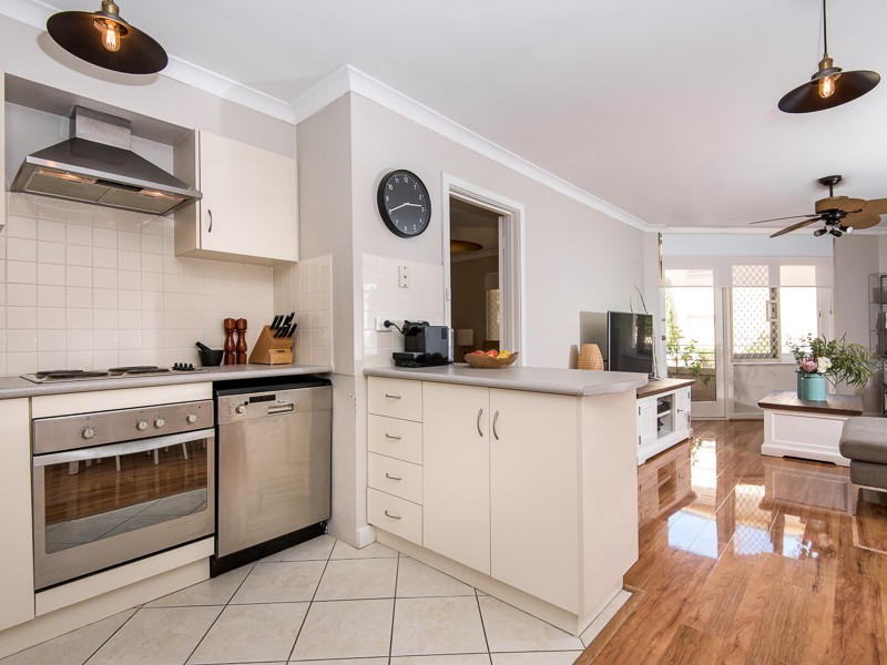 1/6  Kintail Road Applecross, Applecross WA 6153