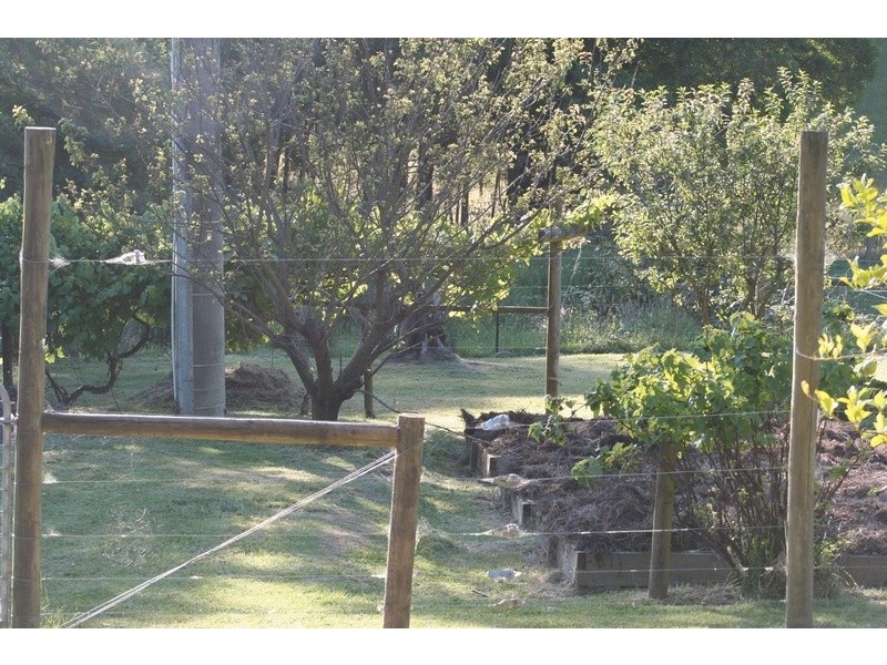 2637 Willow Grove Road, Hill End VIC 3825