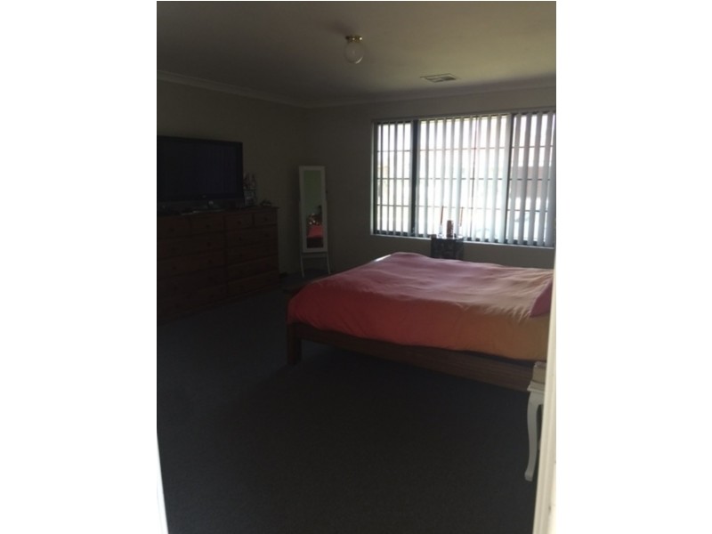 42 Glenfield drive, Australind WA 6233