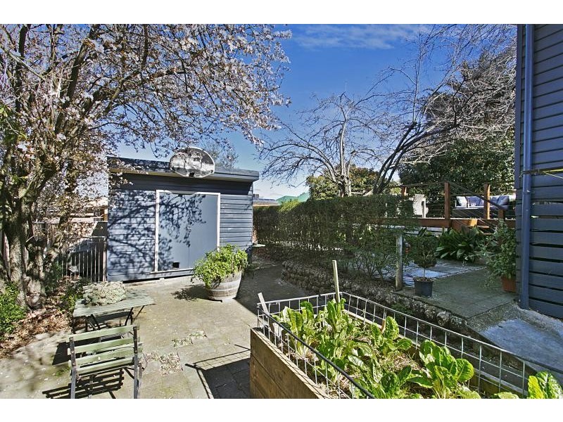 10 Kara Street, Kennington VIC 3550