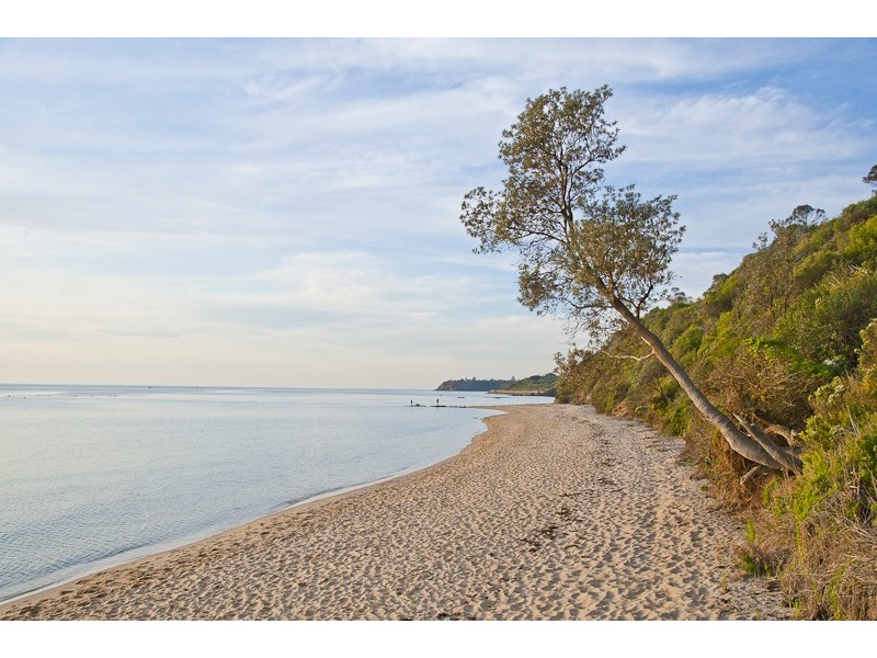 39 BIRDROCK AVE, Mount Martha VIC 3934