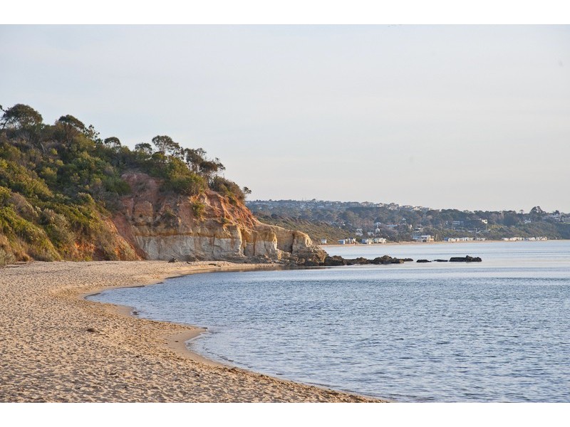 39 BIRDROCK AVE, Mount Martha VIC 3934