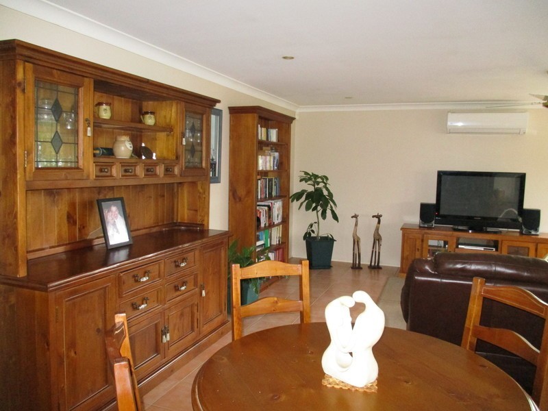 8 Frederick Street, Minmi NSW 2287