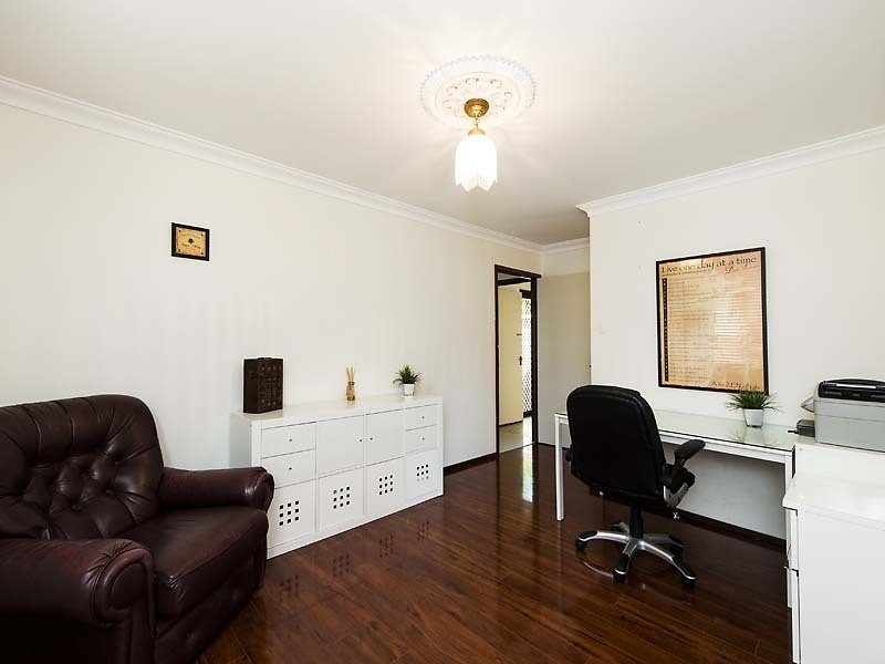 4 Mottley Street, Attadale WA 6156