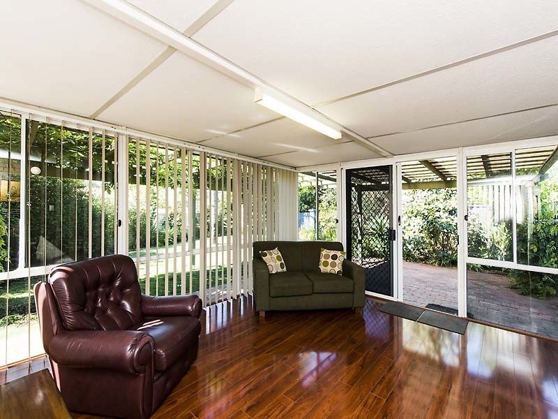4 Mottley Street, Attadale WA 6156