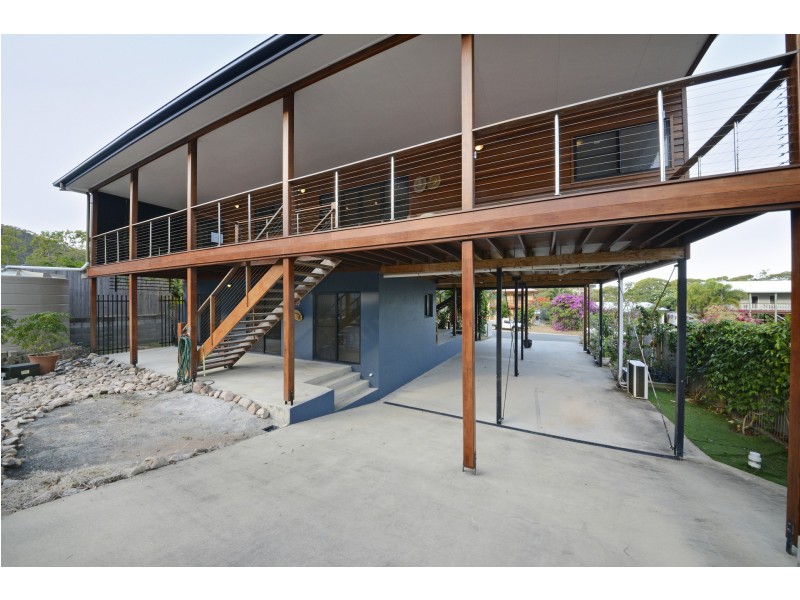 109 Gloucester Avenue, Hideaway Bay QLD 4800